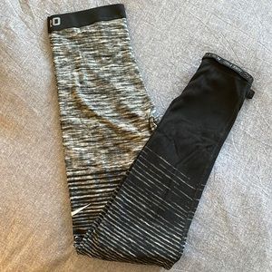 Nike Pro Hyperwarm Leggings